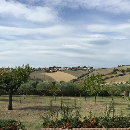 Dolcevita Bed and breakfast San Costanzo